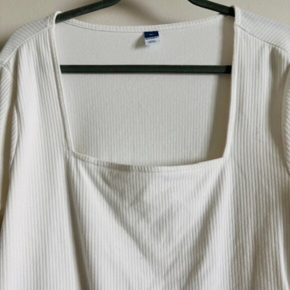 Old Navy Long-Sleeve Rib-Knit Square Neck Bodysuit size 3X - Picture 3 of 4